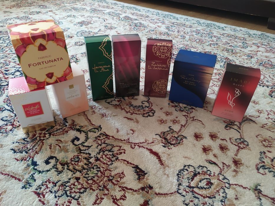 Продам вещи и новые духи