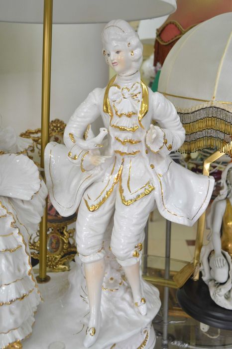 superba lampa-veioza mare  95 cm statuete rococo  portelan fin