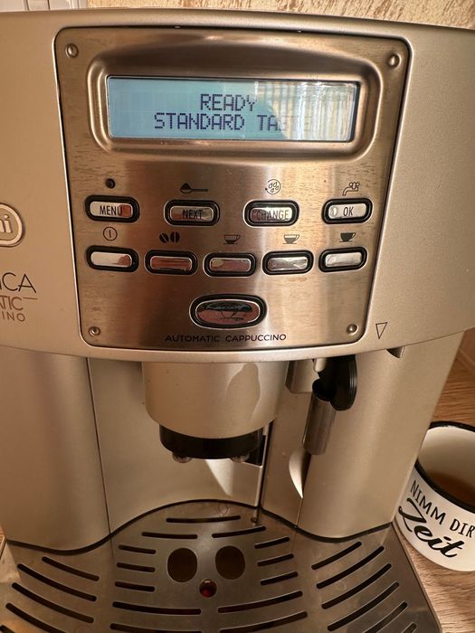 Кафемашина Delonghi Magnifica Automatic Cappuccino