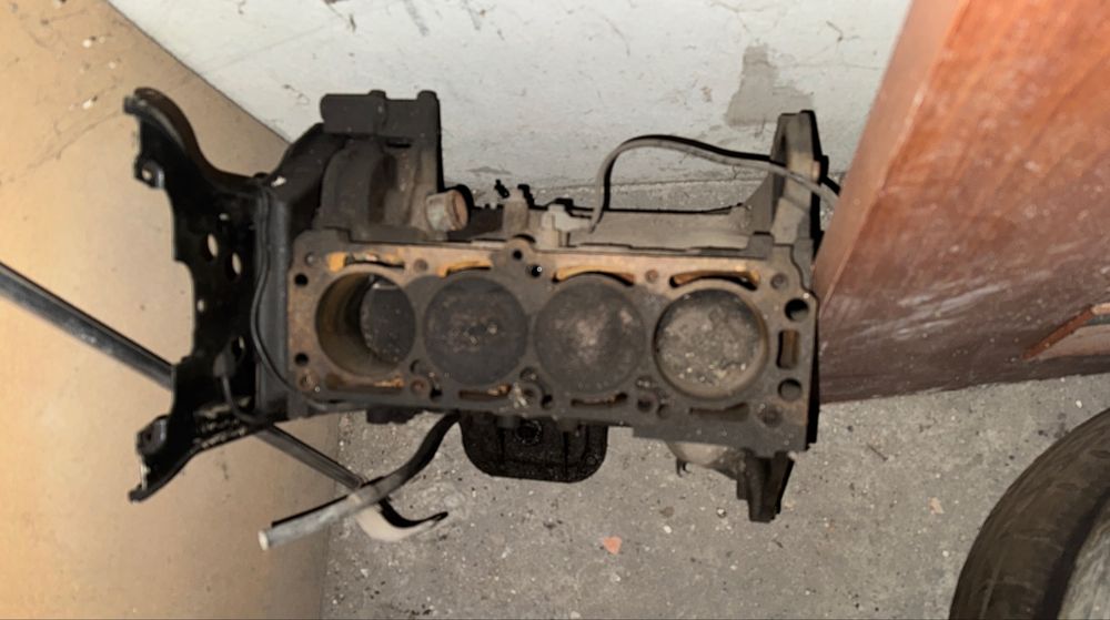 Продам двигатель Опель вектра б 2л