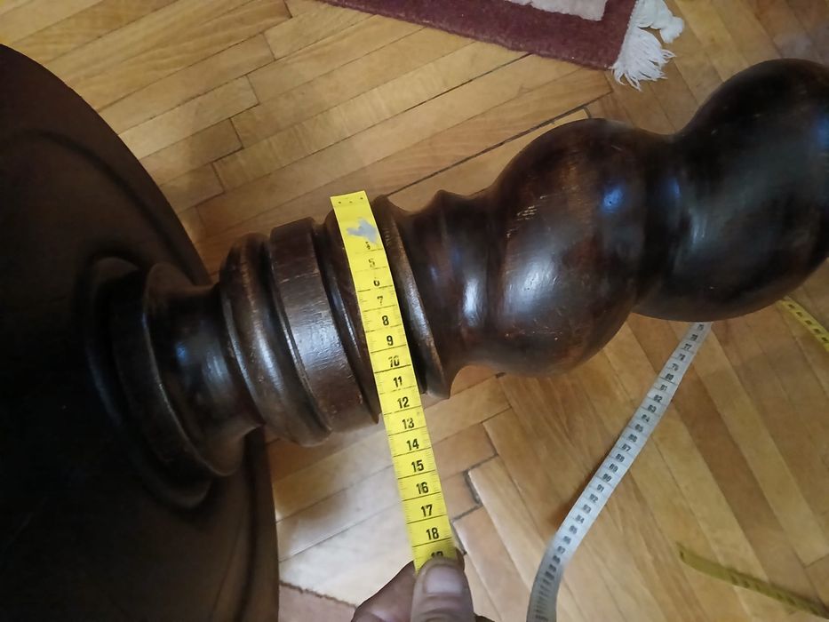 Etajera ( suport) din mahon