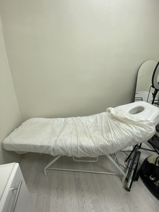 Продается кушетка