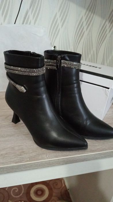 Полусапожки 38 размер