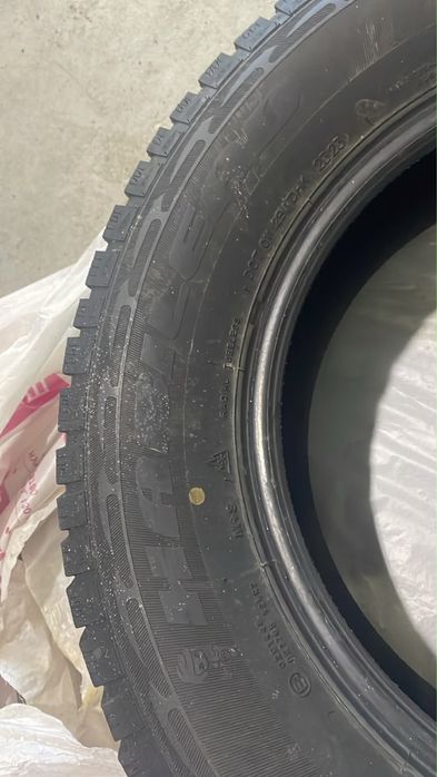 Продам шины 245/65/17