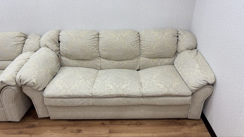 Продам диван и кресло