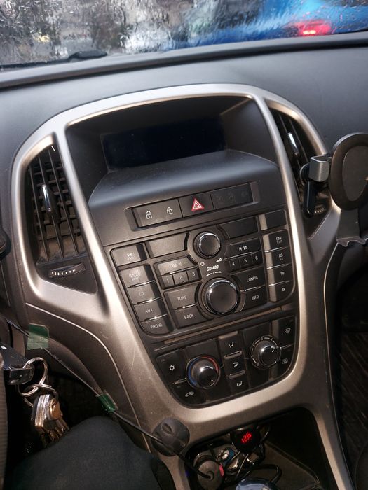 Opel astra j 1,7 /2011