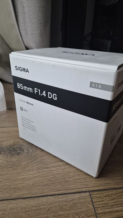Sigma ef 85mm f1.4 art за Canon
