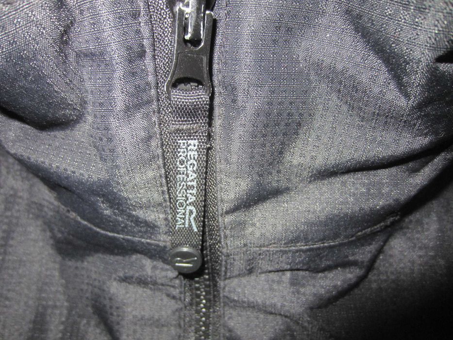 Geaca Regata Ryder,masura 50 (M), gluga in guler, stare f. buna.