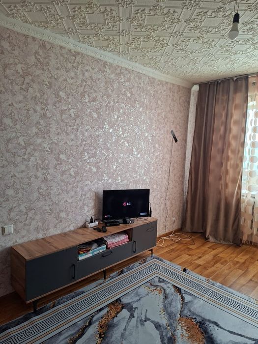 Сдам 1 ком квартиру посуточно