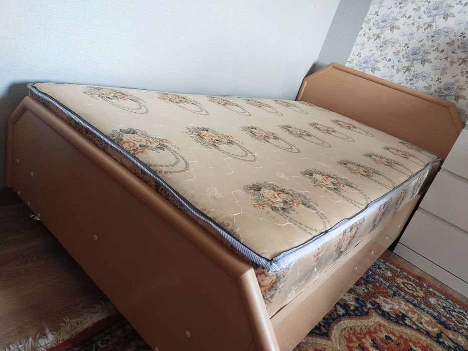 Продаются кровати