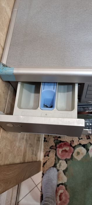 Продам стиральную машинку