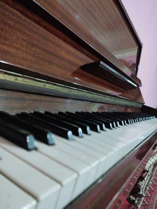 "Беларусь" pianino