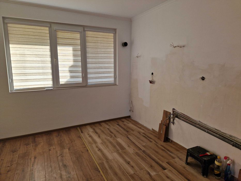 Продава се Тристаен апартамент в Смолян, Невястата - 90 кв.м за 1389 €/кв.м - Снимка #11