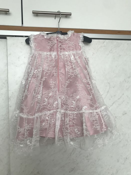 Страхотна рокля,86 рр