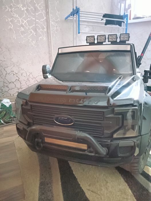 Продам детскую элетро машину