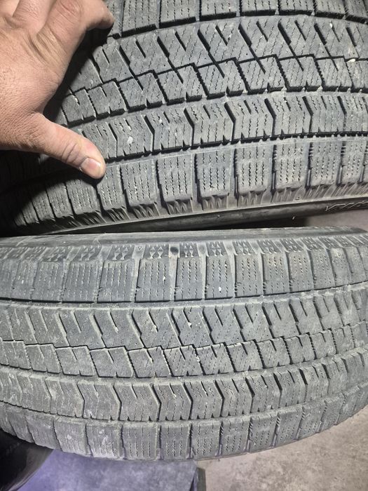 Продам резину 225 60 р17