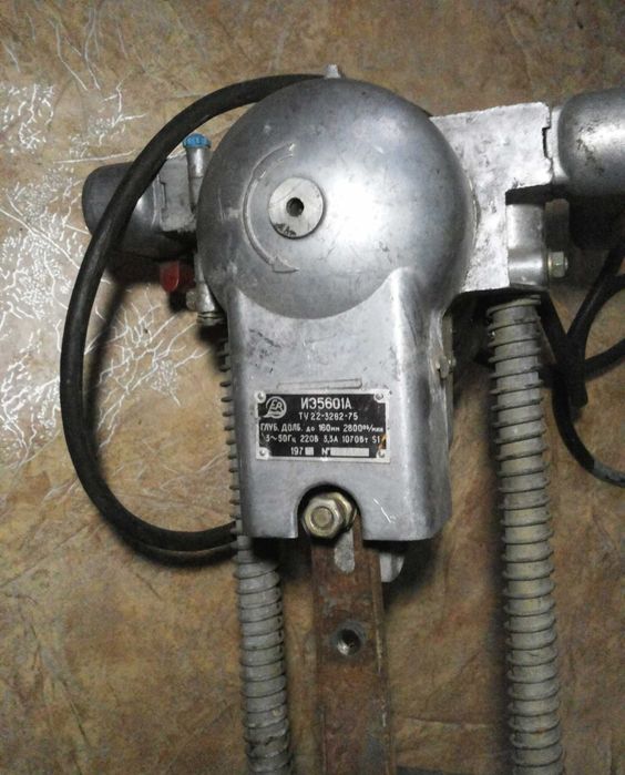 станок по дереву долбежный