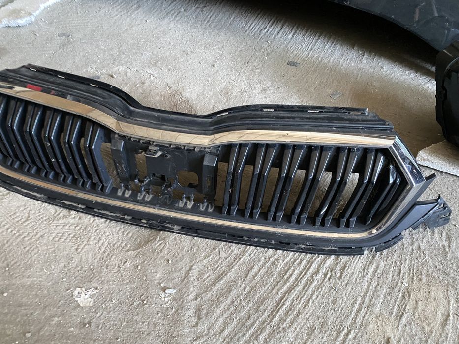 Grila Skoda Octavia 4 facelift 2024 , 2025 grila radiator bara