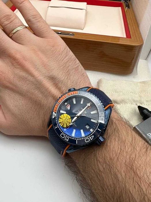 omega seamaOmega seamaster planet синьо