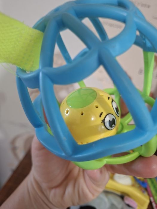 Набор игрушек для грудничка