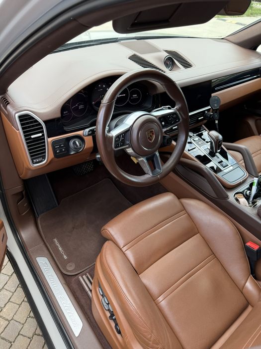 Porsche Cayenne 2023