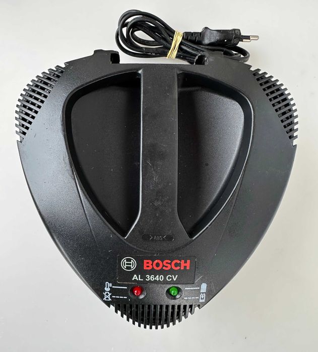BOSCH - Стартов комплект от бързо зарядно и две батерии 36V 1.3Ah