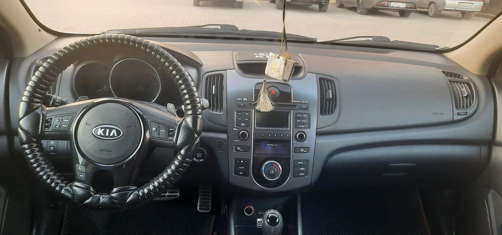 Продам Kia Cerato 2012 года выпуска