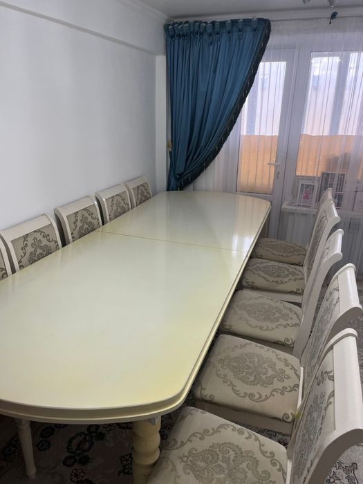 Продам Стол,стулья