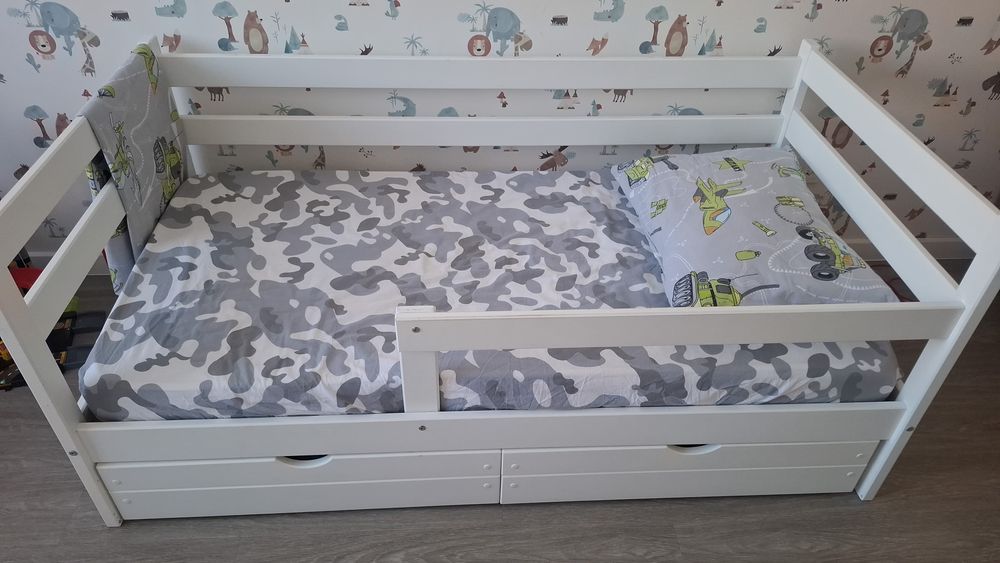 Детская кровать продам