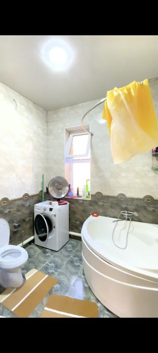 Кибрай Селекцияда 1,6соток 2этаж 6хонали участкамиза сотилади N069