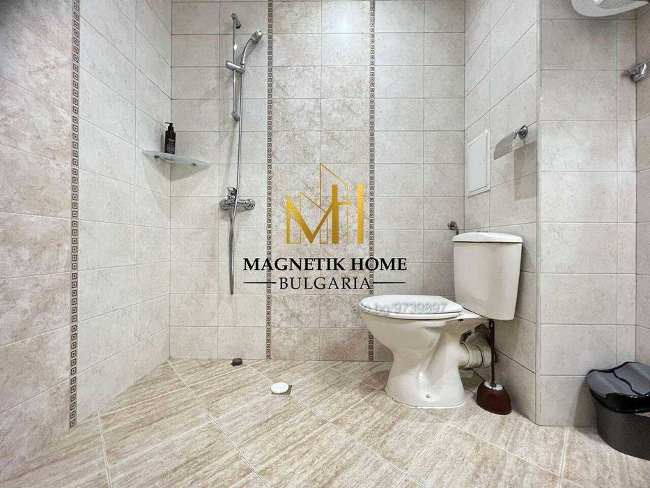 Дава се под наем Двустаен апартамент в Бургас, Център - 70 кв.м за 510 € - Снимка #3