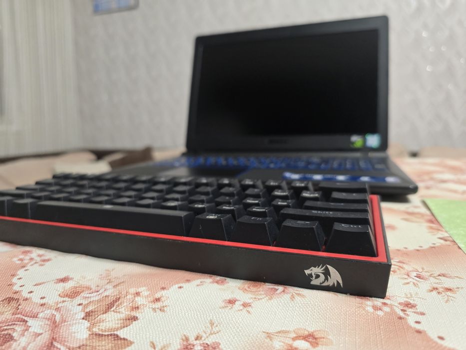 Геймърски лаптоп Medion Erazer