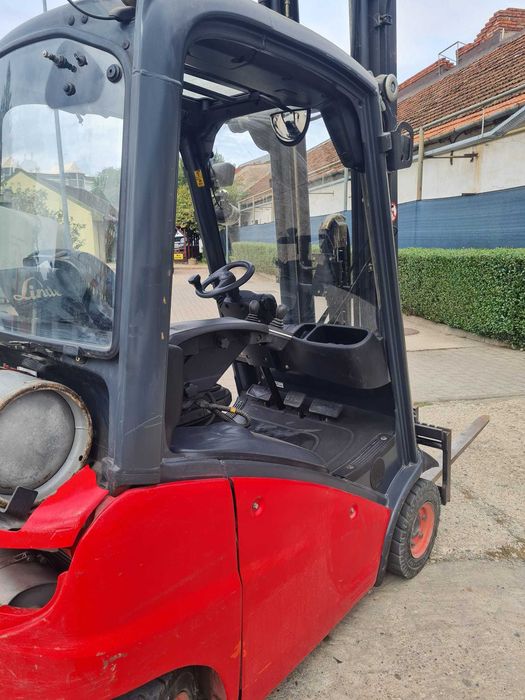 Motostivuitor Linde H16T GPL – 1,6 tone – 22.879 ore – 5000€ fara tva