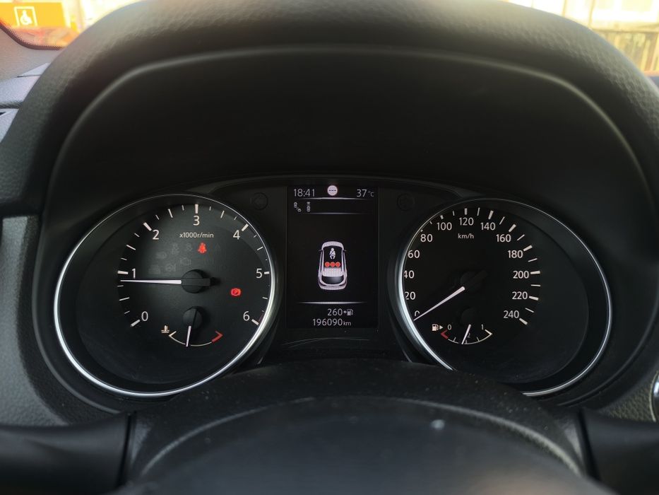 Nissan Qashqai j11 tekna plus 1.5 diesel fara ad blue.