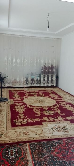 Katta Qoʻyliq bozori orqasida Hovli uy joy