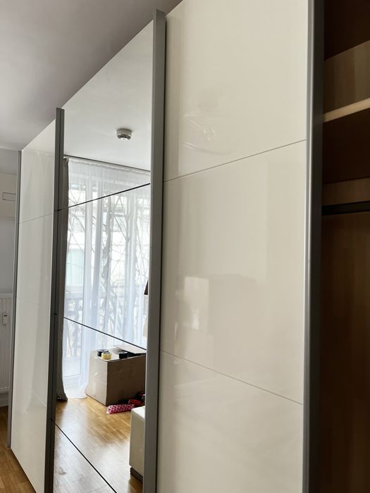 Dressing/Dulap 293/219/66 cm 3 usi culisante alb/crem  lucios/oglinda