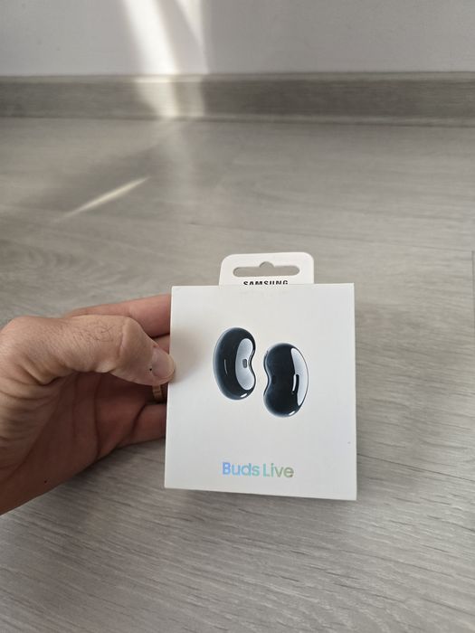 Casti Samsung Buds Live