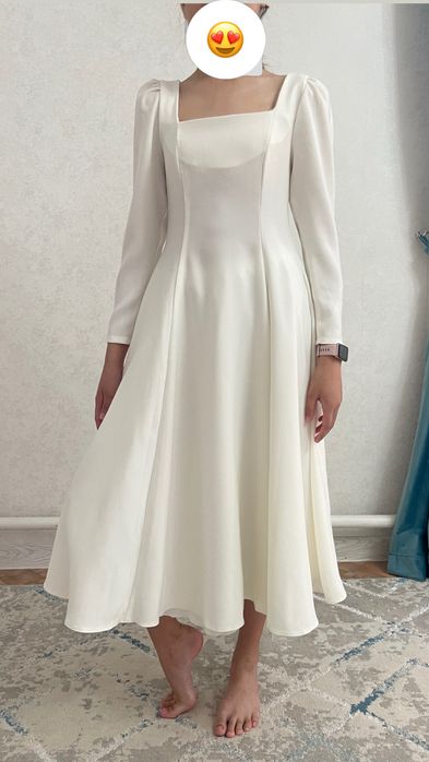 Белое платье очень нежное