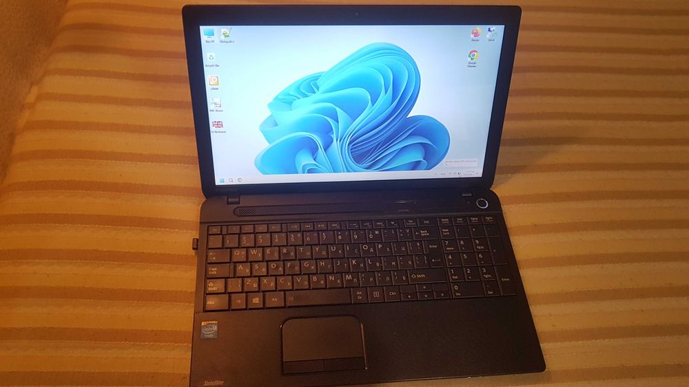 Евтин лаптоп, подходящ за Интернет и ежедневна работа с документи