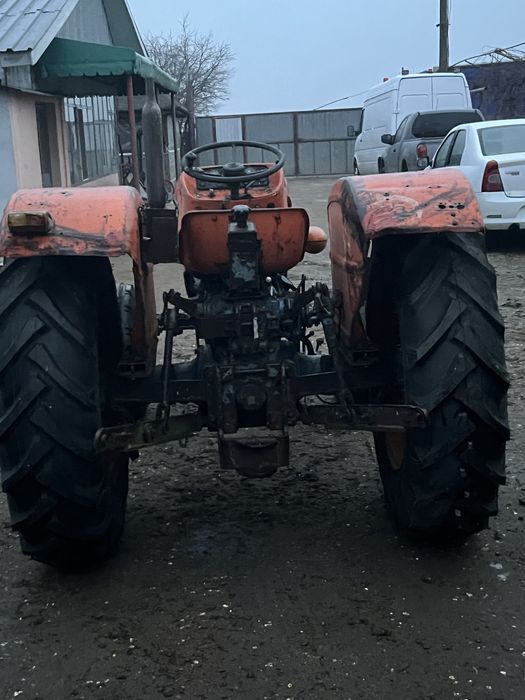 Universal 445 import Olanda