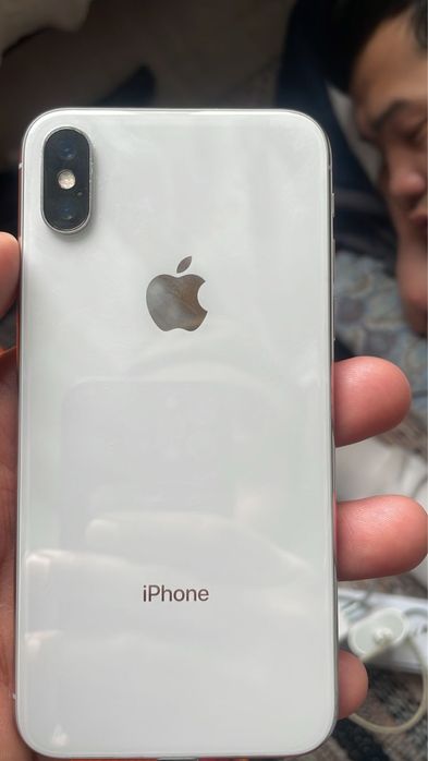 Iphone x продам