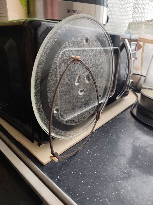 Продам тарелку для микроволновки