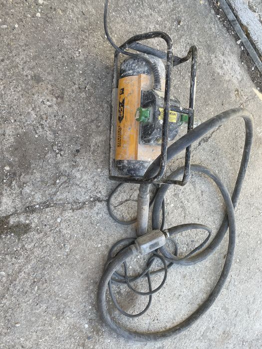 vibrator beton Kompak KP-CM-25