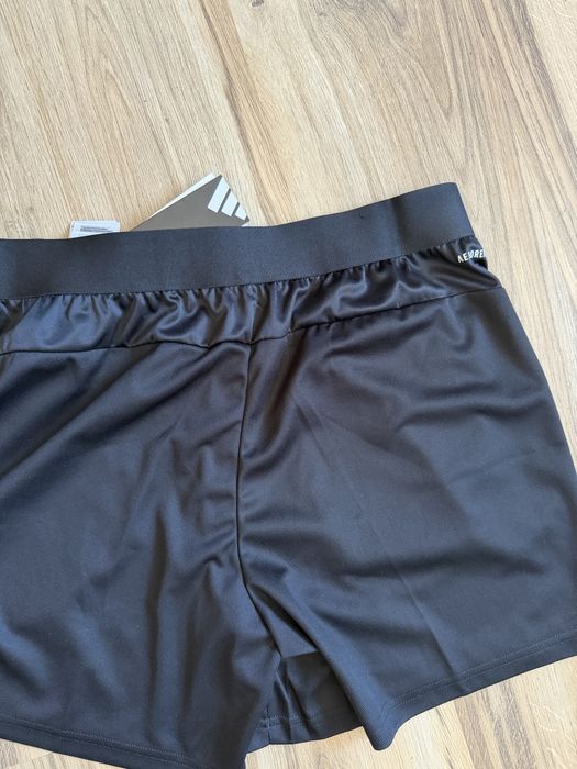 Нови мъжки Къси панталони Adidas Train Essentials ! S,M,L