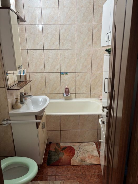Vând apartament 3 camere