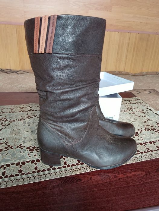 Сапожки кожаные продам