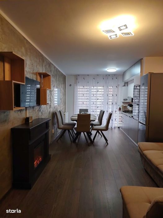 Apartament de vanzare 3 camere cu terasa, mobilat si utilat, parcare
