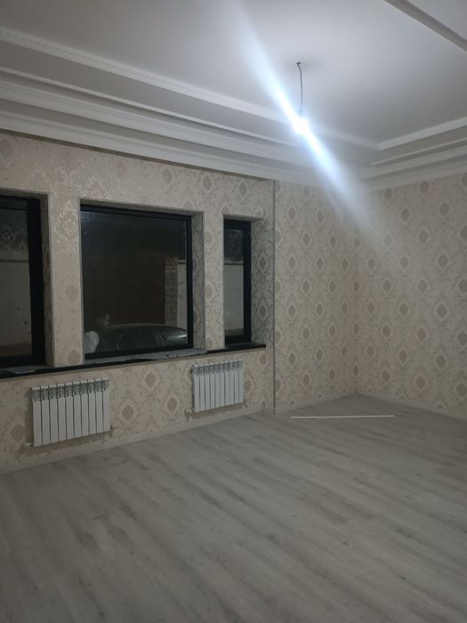 срочна уй  сотилади