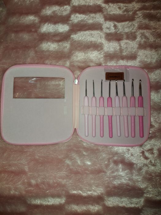 Набор крючков 8штук