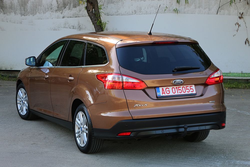 Vand Ford Focus RAR EFECTUAT Euro 5 Navi Clima Piele